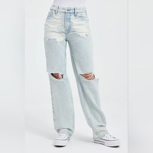 Good American 90's Shredded Jeans | Indigo383